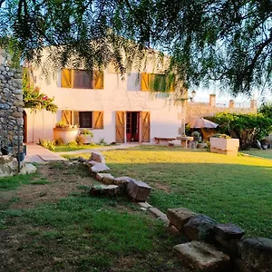https://la-masia-hostel-boutique.catalonia-hotels.com