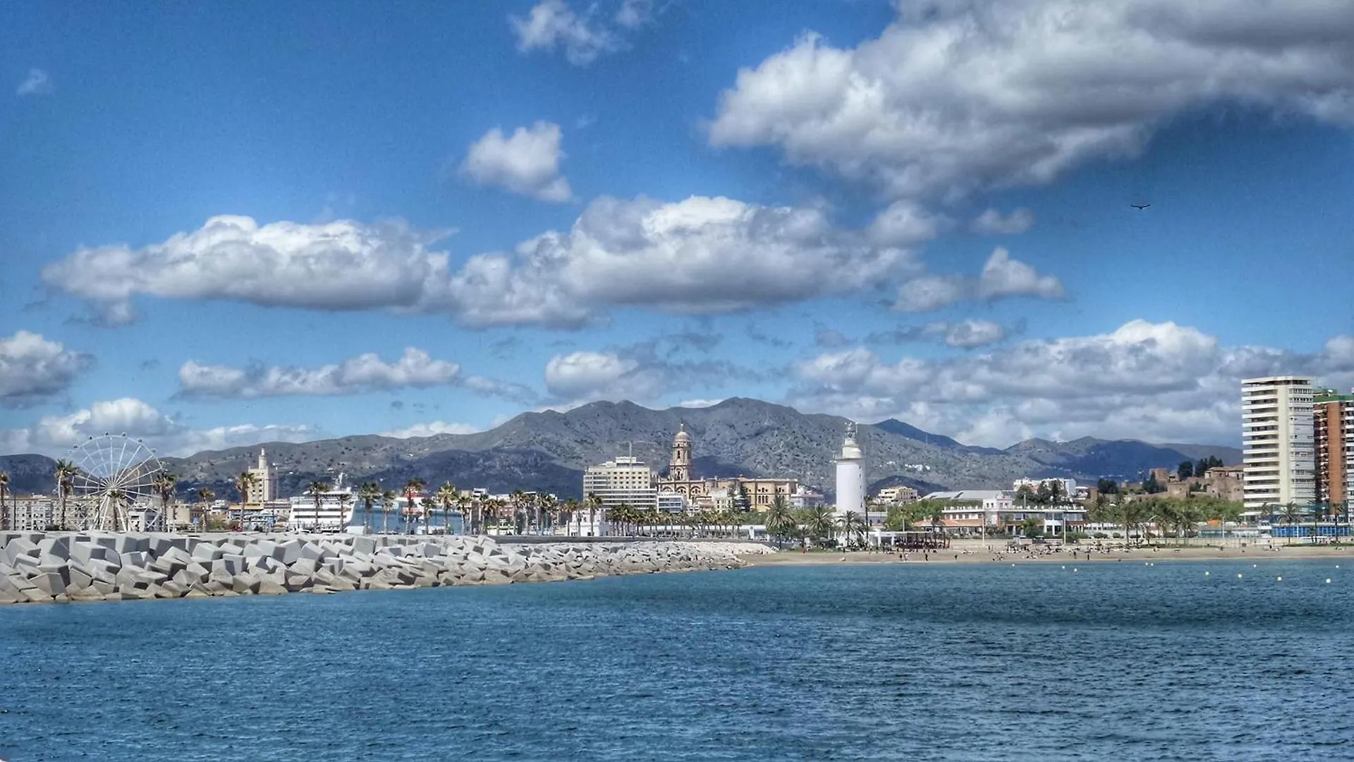 Apartamento Los tres soles Málaga